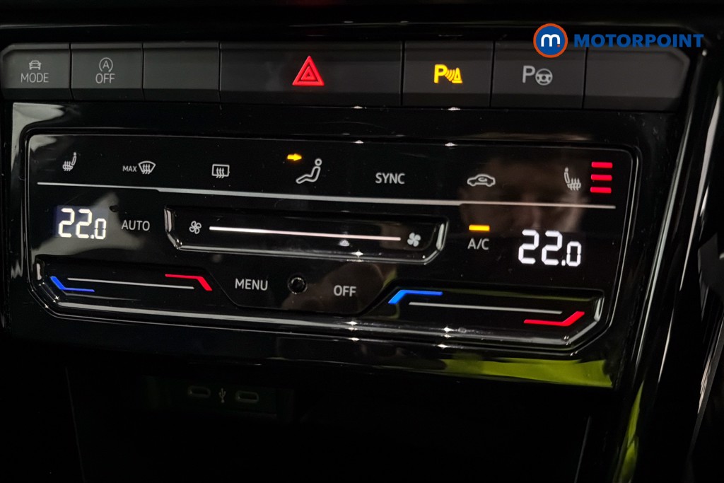 Volkswagen T-Roc R-Line Manual Petrol SUV - Stock Number (1671773) - 14th supplementary image