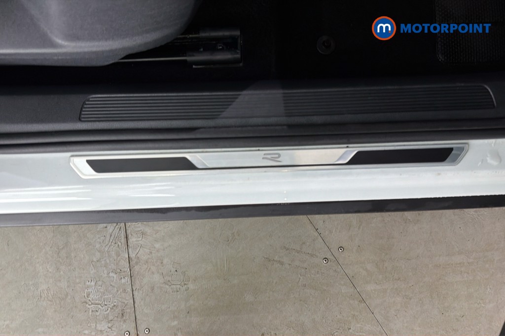 Volkswagen T-Roc R-Line Manual Petrol SUV - Stock Number (1671773) - 27th supplementary image