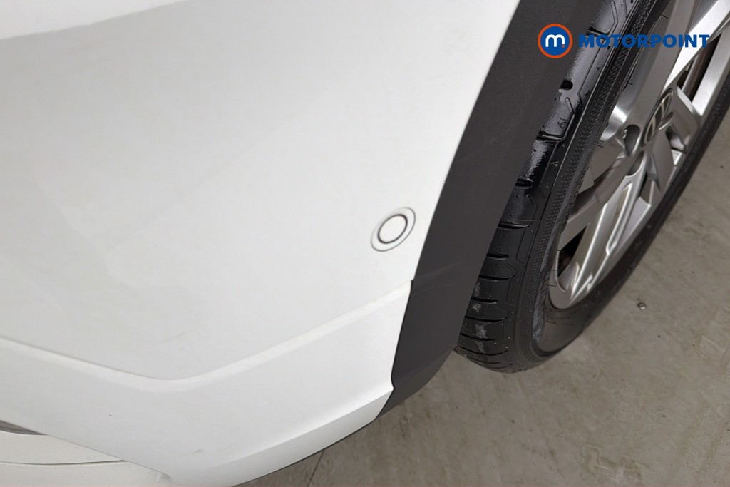 Volkswagen T-Roc R-Line Manual Petrol SUV - Stock Number (1671773) - 40th supplementary image
