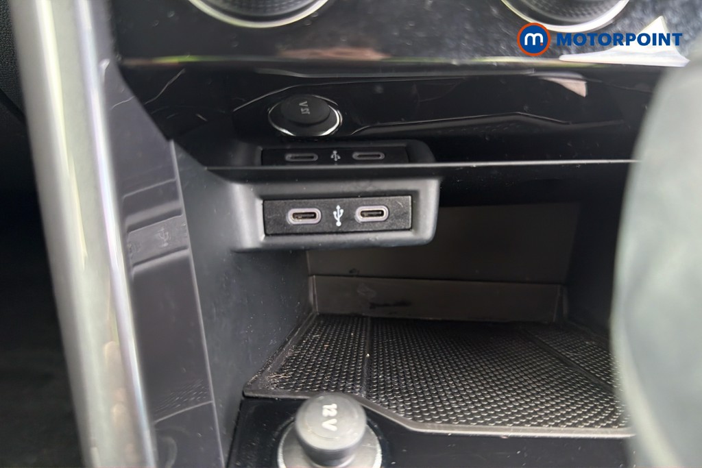 Volkswagen T-Roc R-Line Automatic Petrol SUV - Stock Number (1671937) - 7th supplementary image