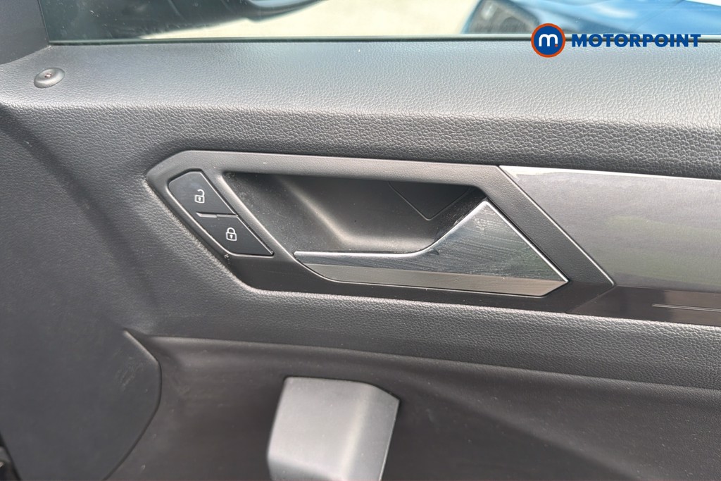 Volkswagen T-Roc R-Line Automatic Petrol SUV - Stock Number (1671937) - 19th supplementary image