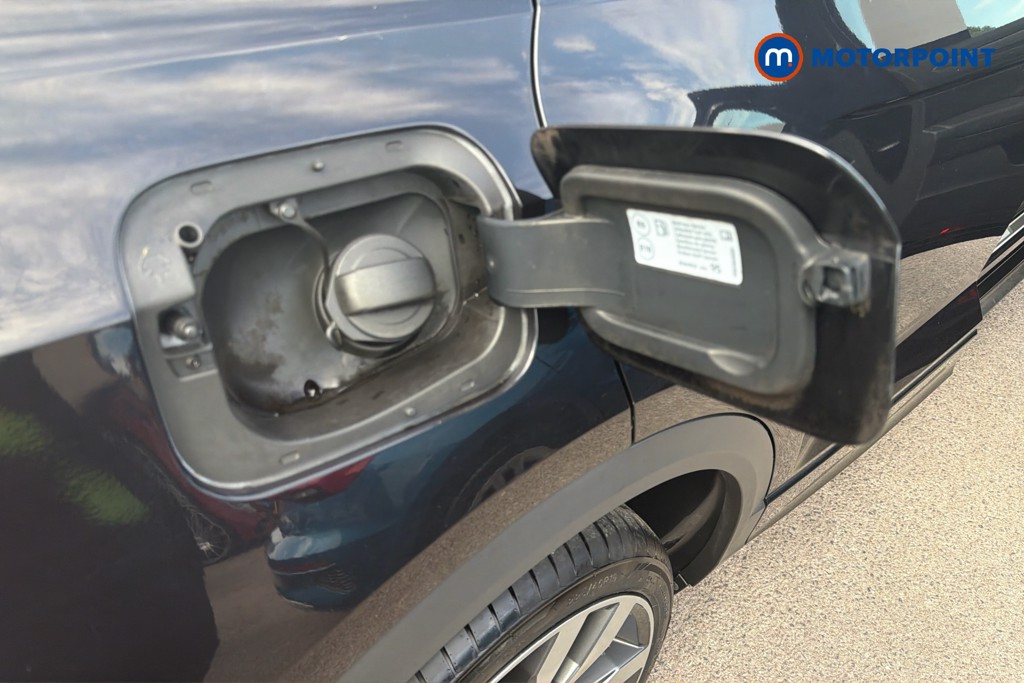 Volkswagen T-Roc R-Line Automatic Petrol SUV - Stock Number (1671937) - 35th supplementary image