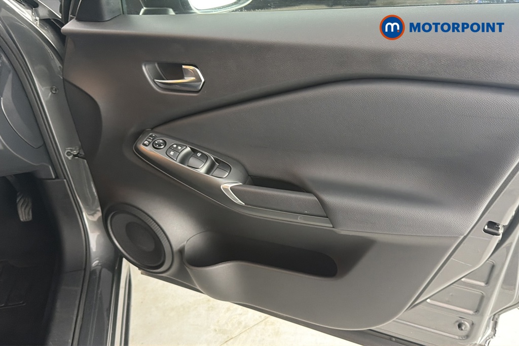 Nissan Juke Acenta Premium Automatic Petrol-Electric Hybrid SUV - Stock Number (1672144) - 18th supplementary image