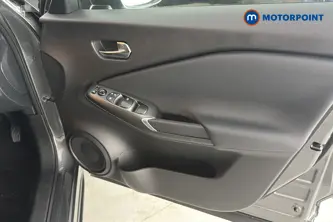 Nissan Juke Acenta Premium Automatic Petrol-Electric Hybrid SUV - Stock Number (1672144) - 18th supplementary image