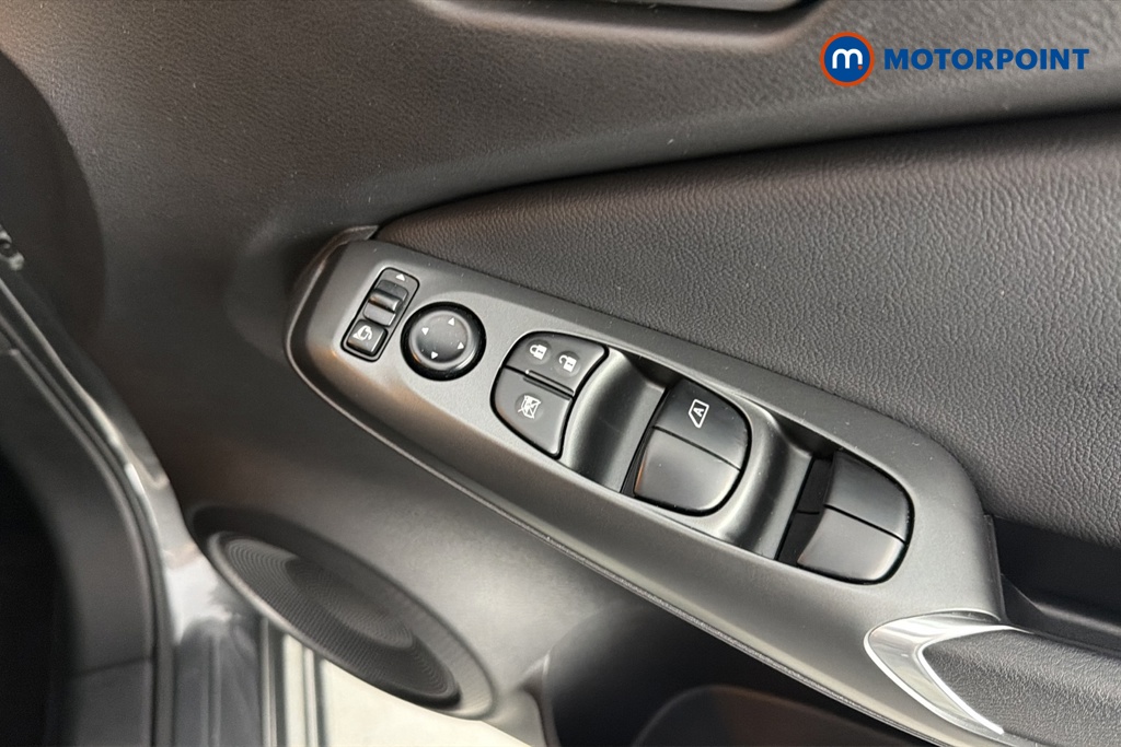 Nissan Juke Acenta Premium Automatic Petrol-Electric Hybrid SUV - Stock Number (1672144) - 19th supplementary image
