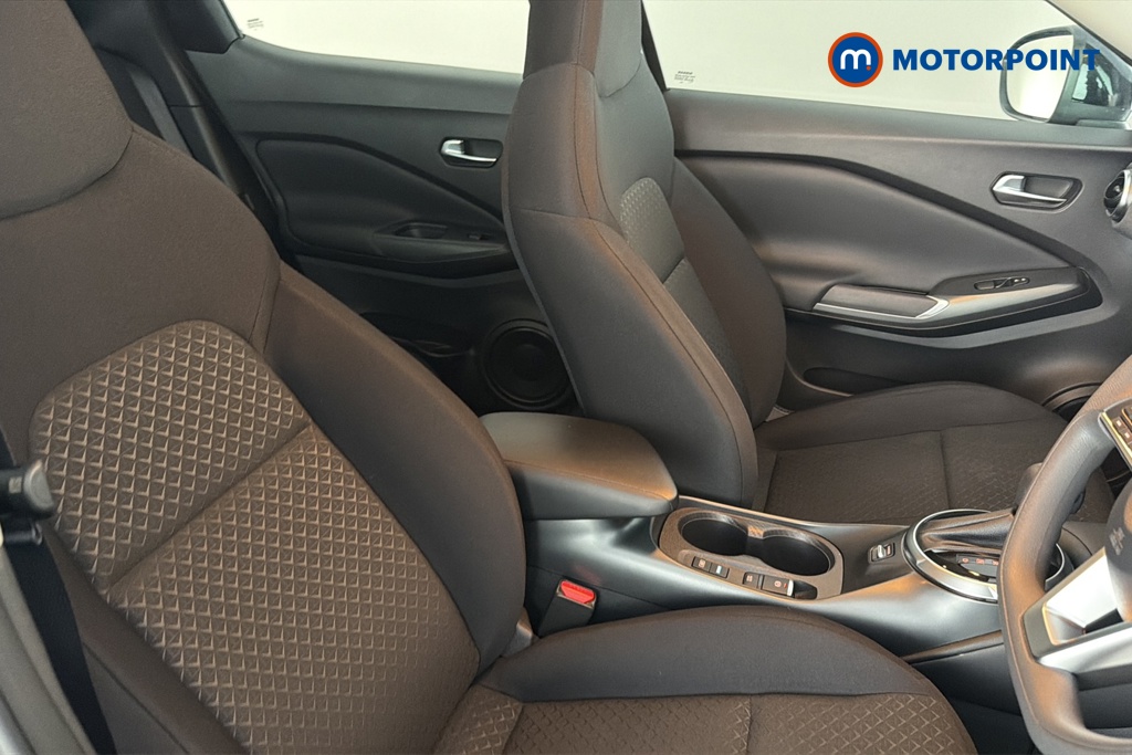 Nissan Juke Acenta Premium Automatic Petrol-Electric Hybrid SUV - Stock Number (1672144) - 22nd supplementary image