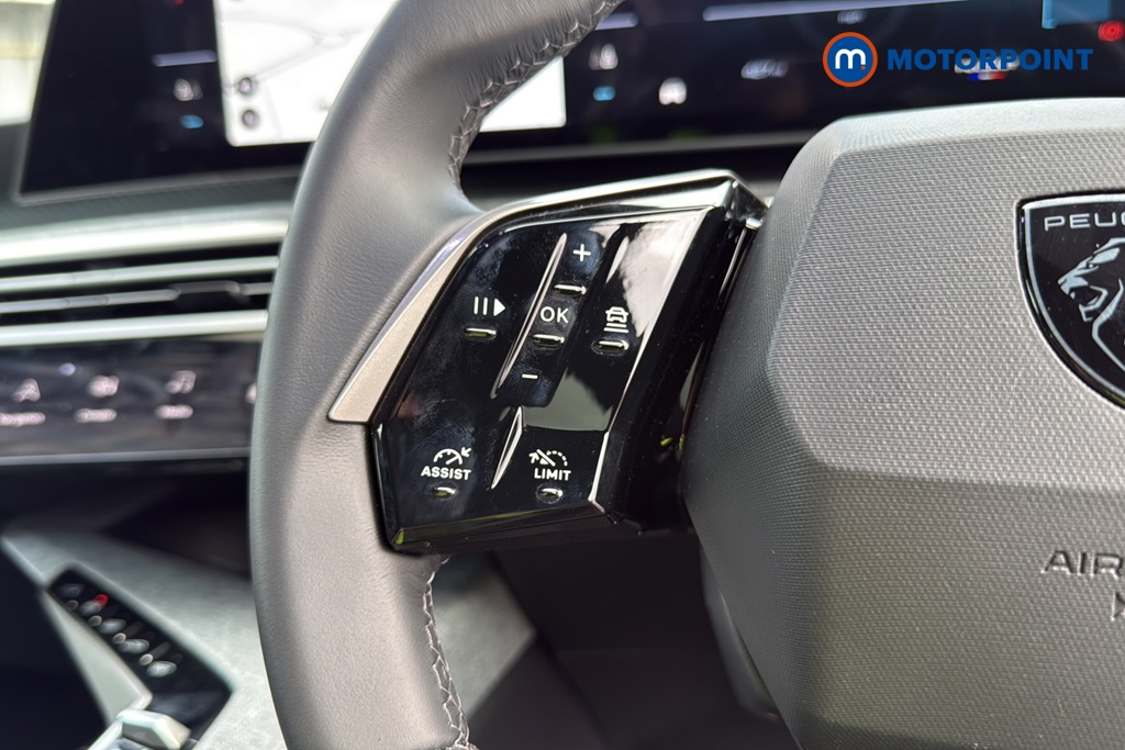 Peugeot 5008 Allure Premium Automatic Petrol SUV - Stock Number (1672154) - 4th supplementary image