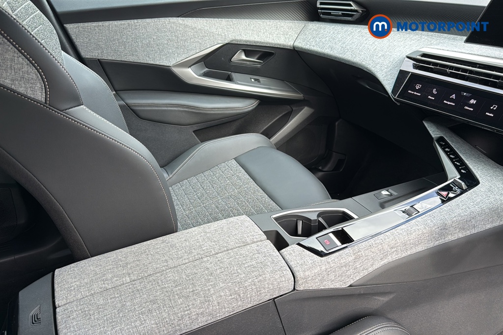 Peugeot 5008 Allure Premium Automatic Petrol SUV - Stock Number (1672154) - 15th supplementary image