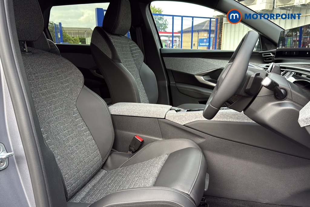 Peugeot 5008 Allure Premium Automatic Petrol SUV - Stock Number (1672154) - 22nd supplementary image