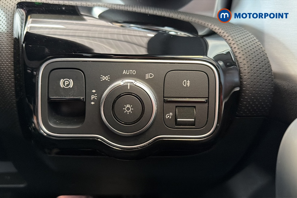 Mercedes-Benz CLA Amg Line Automatic Petrol Coupe - Stock Number (1672268) - 11th supplementary image