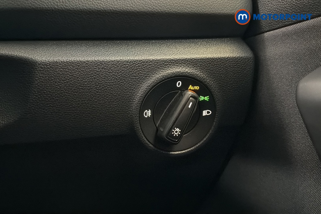 Volkswagen T-Roc Match Manual Petrol SUV - Stock Number (1672314) - 11th supplementary image