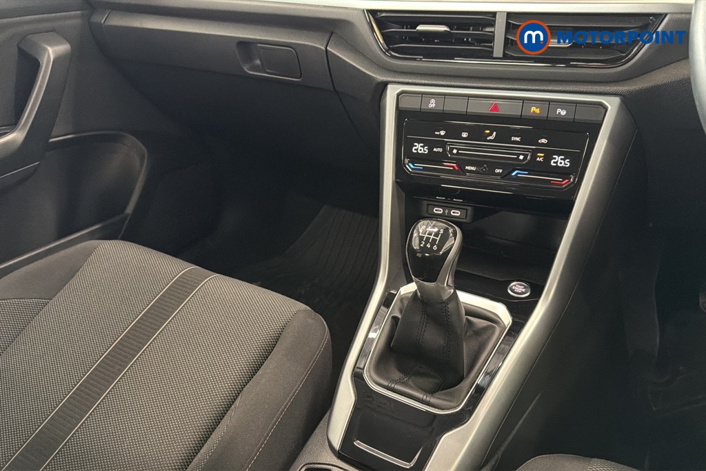 Volkswagen T-Roc Match Manual Petrol SUV - Stock Number (1672314) - 15th supplementary image
