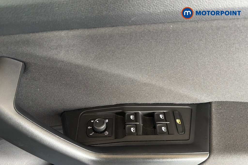 Volkswagen T-Roc Match Manual Petrol SUV - Stock Number (1672314) - 19th supplementary image