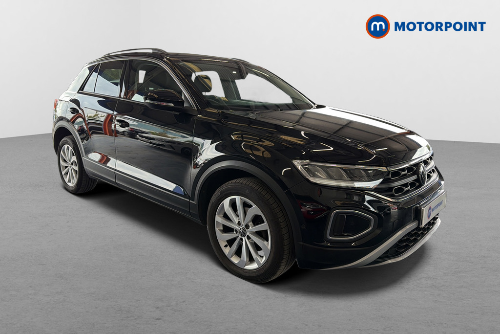 Volkswagen T-Roc Match Manual Petrol SUV - Stock Number (1672314) - Drivers side front corner