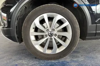 Volkswagen T-Roc Match Manual Petrol SUV - Stock Number (1672314) - 44th supplementary image