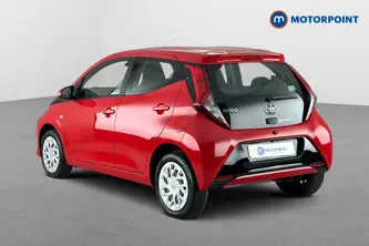 Toyota Aygo X-Play Automatic Petrol Hatchback - Stock Number (1672336) - Drivers side rear corner