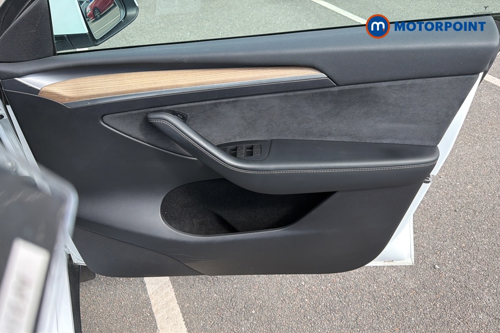 Tesla Model Y Rwd 5Dr Auto Automatic Electric SUV - Stock Number (1672432) - 18th supplementary image