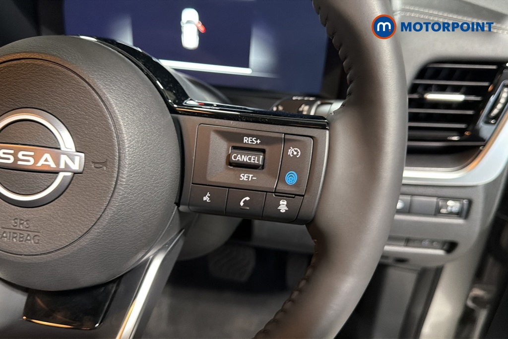 Nissan X-Trail N-Connecta Automatic Petrol-Electric Hybrid SUV - Stock Number (1672437) - 3rd supplementary image