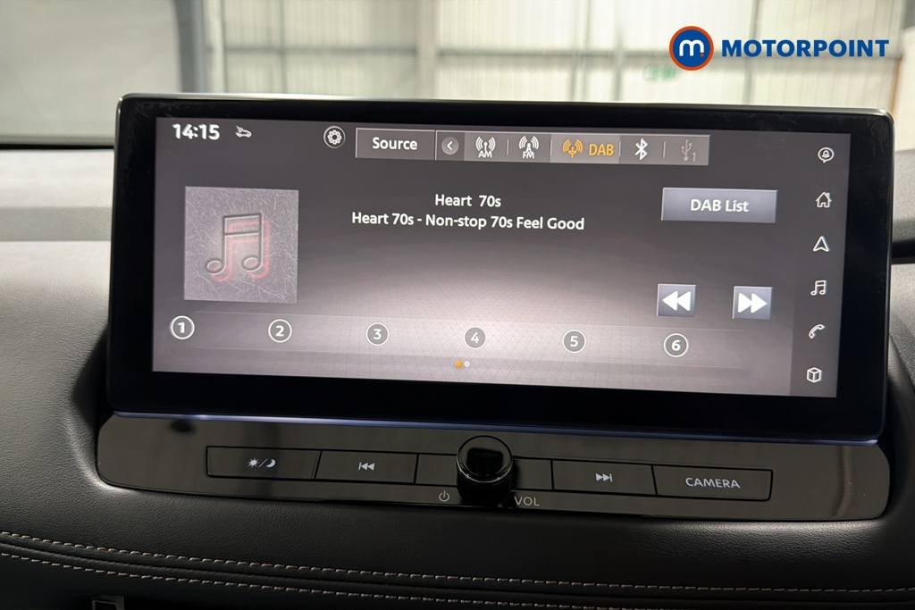 Nissan X-Trail N-Connecta Automatic Petrol-Electric Hybrid SUV - Stock Number (1672437) - 8th supplementary image