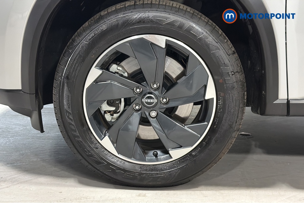 Nissan X-Trail N-Connecta Automatic Petrol-Electric Hybrid SUV - Stock Number (1672437) - 44th supplementary image