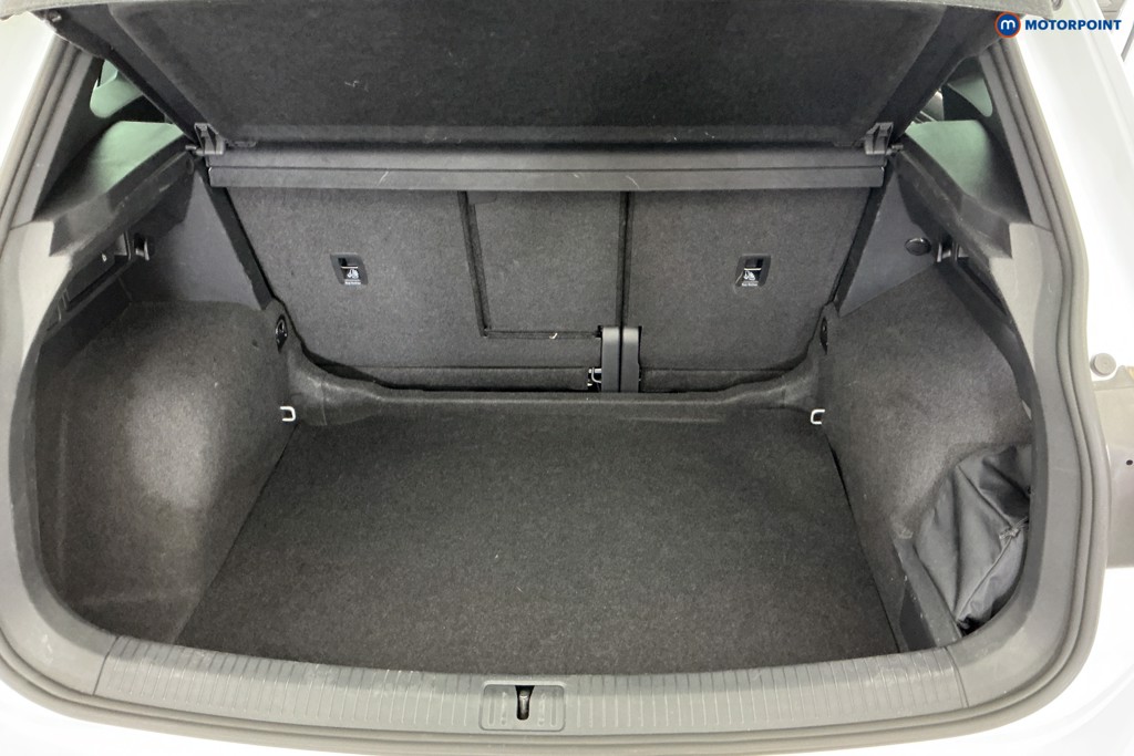 Volkswagen Tiguan R-Line Edition Automatic Petrol SUV - Stock Number (1672501) - 3rd supplementary image