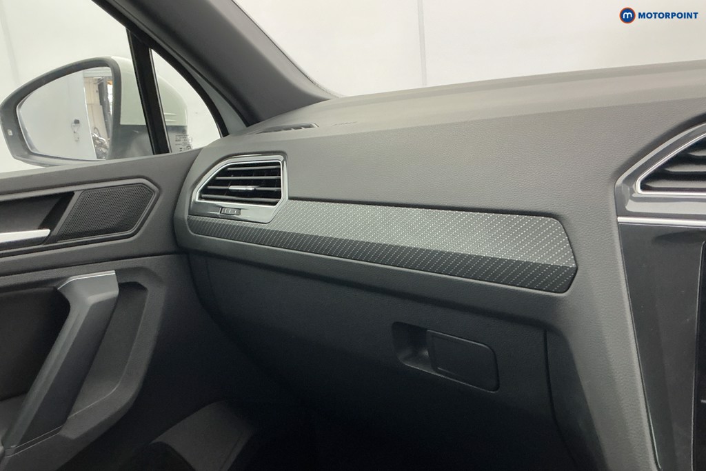 Volkswagen Tiguan R-Line Edition Automatic Petrol SUV - Stock Number (1672501) - 18th supplementary image