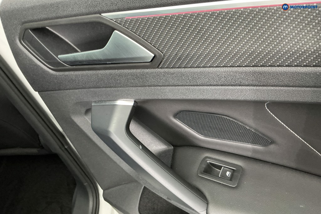 Volkswagen Tiguan R-Line Edition Automatic Petrol SUV - Stock Number (1672501) - 28th supplementary image