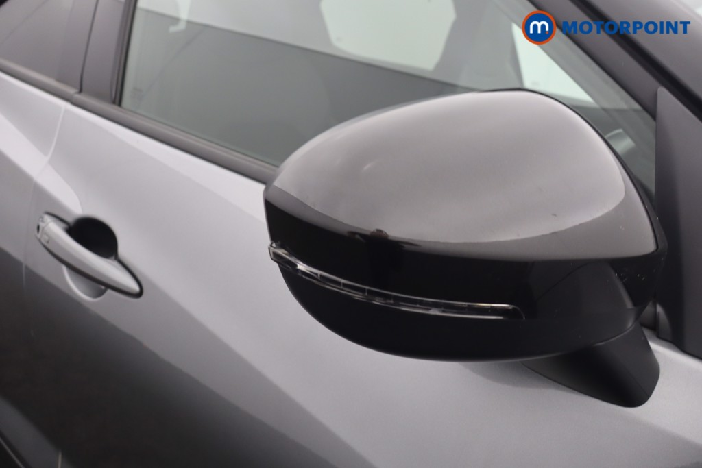 Nissan Juke N-Connecta Manual Petrol SUV - Stock Number (1672626) - 22nd supplementary image
