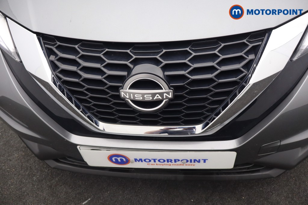 Nissan Juke N-Connecta Manual Petrol SUV - Stock Number (1672626) - 23rd supplementary image