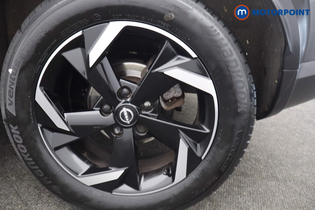 Nissan Juke N-Connecta Manual Petrol SUV - Stock Number (1672626) - 29th supplementary image