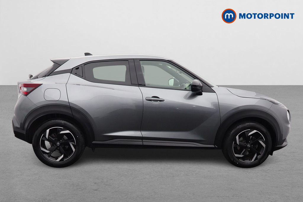 Nissan Juke N-Connecta Manual Petrol SUV - Stock Number (1672626) - Drivers side