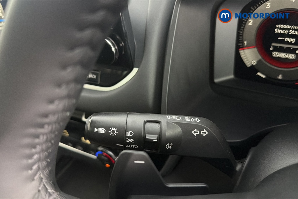 Nissan Qashqai Premiere Edition Automatic Petrol SUV - Stock Number (1672636) - 5th supplementary image