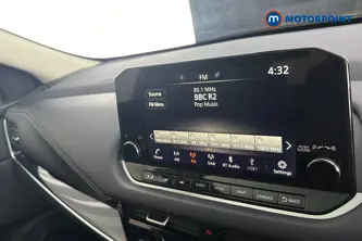Nissan Qashqai Premiere Edition Automatic Petrol SUV - Stock Number (1672636) - 8th supplementary image