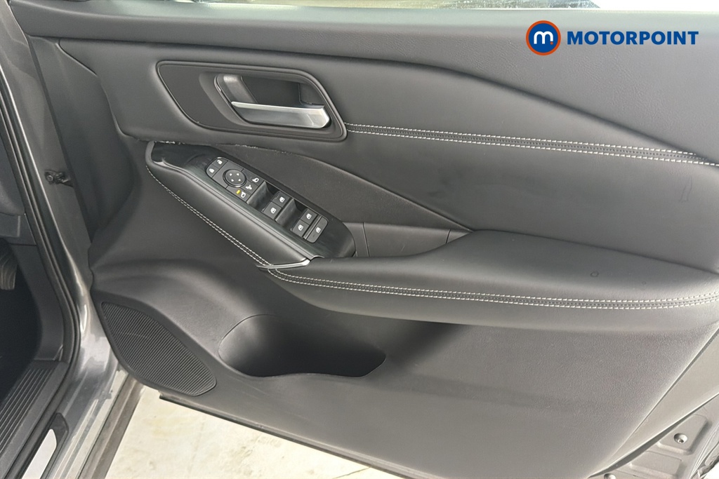 Nissan Qashqai Premiere Edition Automatic Petrol SUV - Stock Number (1672636) - 18th supplementary image
