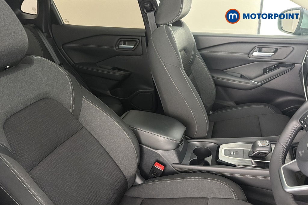 Nissan Qashqai Premiere Edition Automatic Petrol SUV - Stock Number (1672636) - 22nd supplementary image
