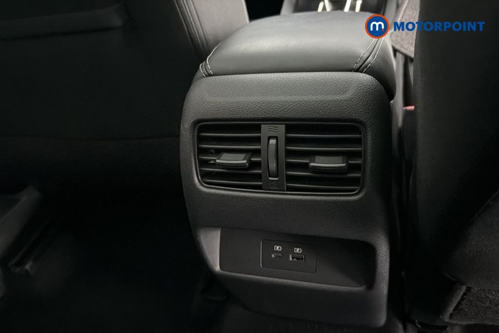 Nissan Qashqai Premiere Edition Automatic Petrol SUV - Stock Number (1672636) - 28th supplementary image