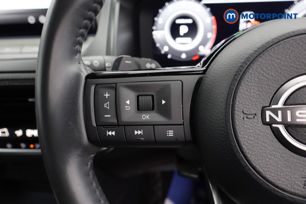 Nissan Qashqai N-Connecta Automatic Petrol SUV - Stock Number (1672846) - 2nd supplementary image