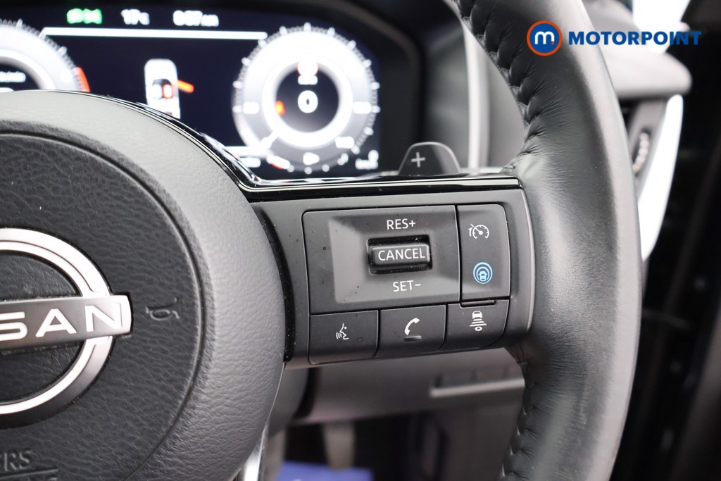 Nissan Qashqai N-Connecta Automatic Petrol SUV - Stock Number (1672846) - 3rd supplementary image