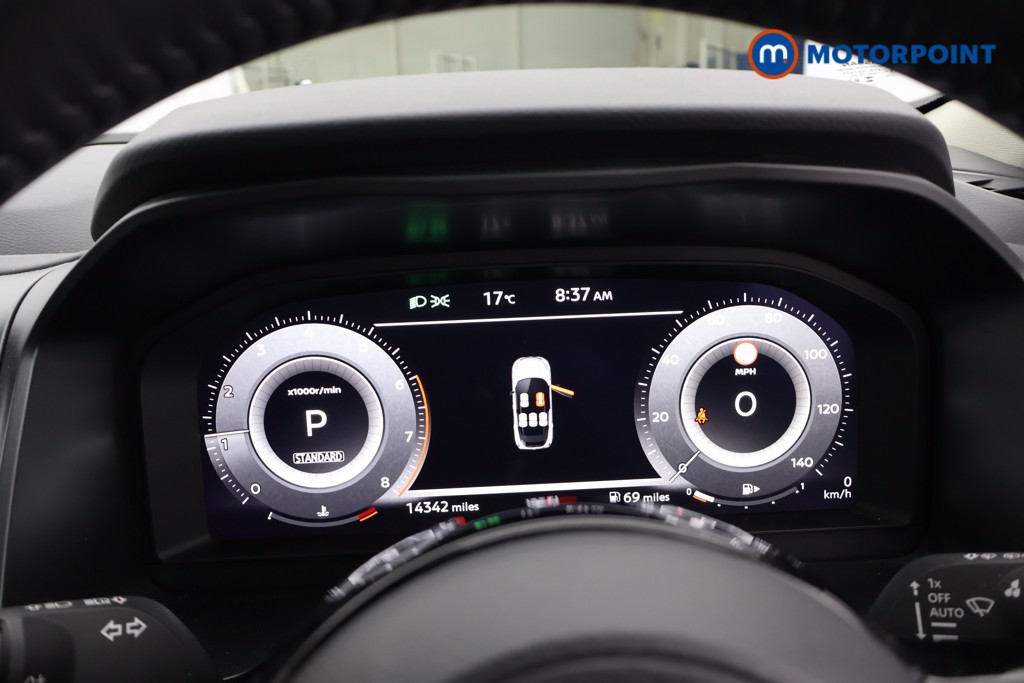 Nissan Qashqai N-Connecta Automatic Petrol SUV - Stock Number (1672846) - 4th supplementary image