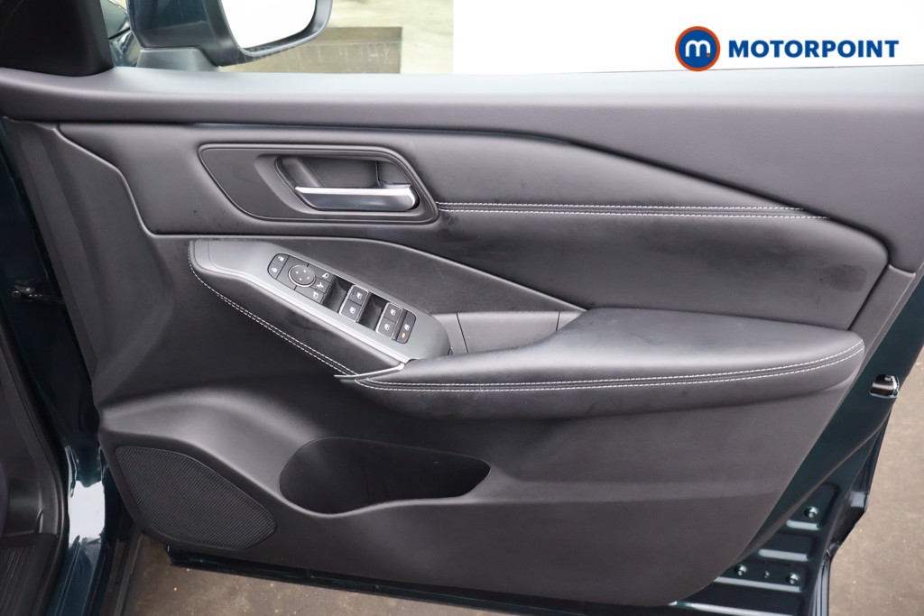 Nissan Qashqai N-Connecta Automatic Petrol SUV - Stock Number (1672846) - 18th supplementary image