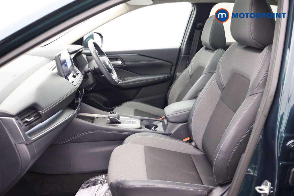 Nissan Qashqai N-Connecta Automatic Petrol SUV - Stock Number (1672846) - 23rd supplementary image