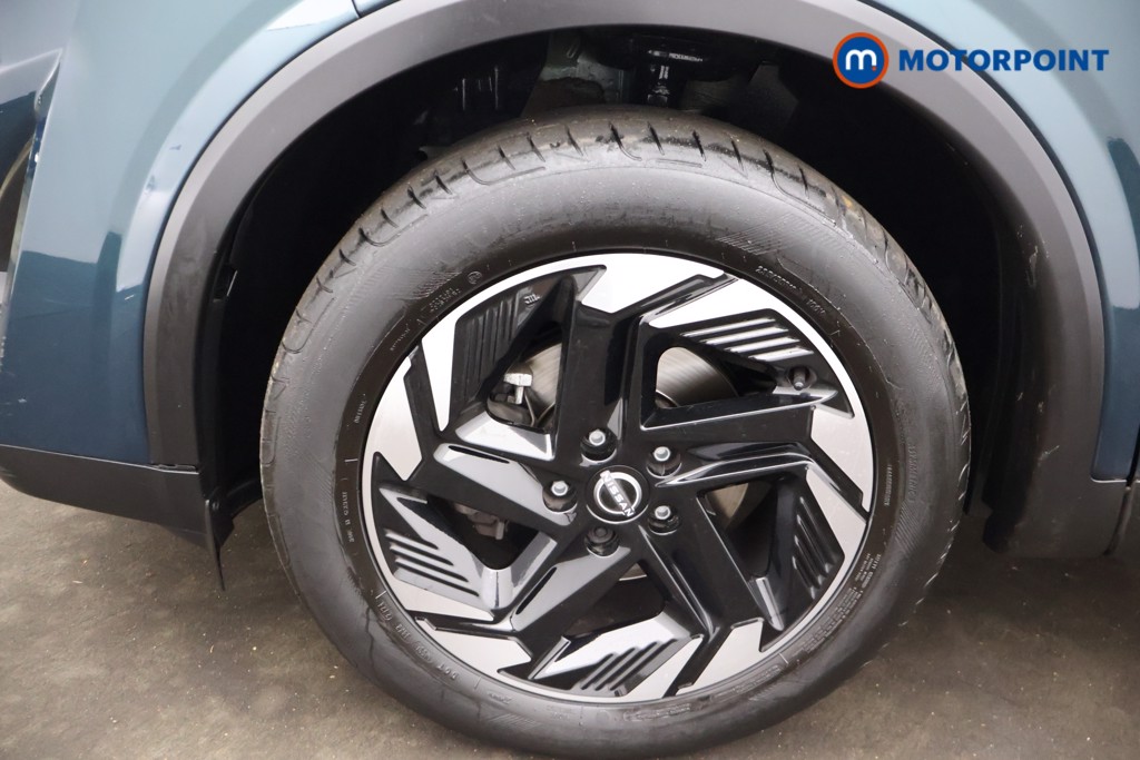 Nissan Qashqai N-Connecta Automatic Petrol SUV - Stock Number (1672846) - 37th supplementary image
