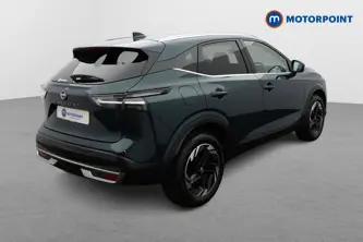 Nissan Qashqai N-Connecta Automatic Petrol SUV - Stock Number (1672846) - Drivers side rear corner