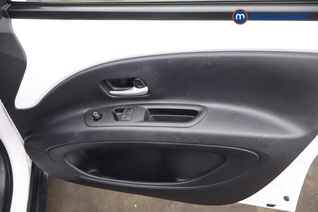 Toyota Aygo X Pure Manual Petrol Hatchback - Stock Number (1672881) - 14th supplementary image