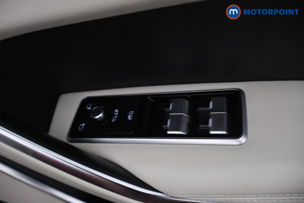 Jaguar F-Pace R-Dynamic Hse Automatic Petrol SUV - Stock Number (1673193) - 24th supplementary image