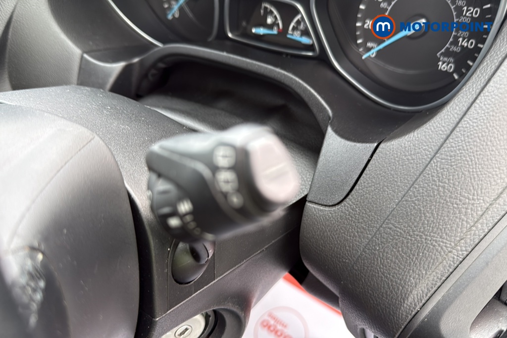 Ford Focus Zetec Manual Petrol Hatchback - Stock Number (1673202) - 6th supplementary image