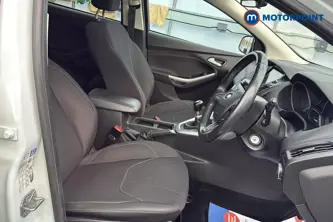 Ford Focus Zetec Manual Petrol Hatchback - Stock Number (1673202) - 22nd supplementary image