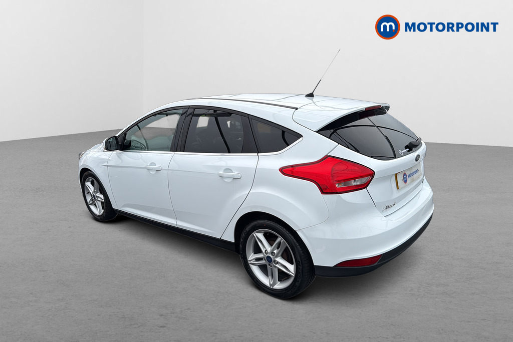 Ford Focus Zetec Manual Petrol Hatchback - Stock Number (1673202) - Drivers side rear corner