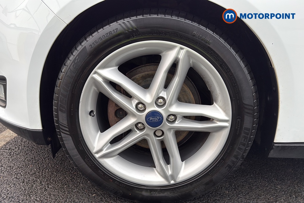 Ford Focus Zetec Manual Petrol Hatchback - Stock Number (1673202) - 44th supplementary image