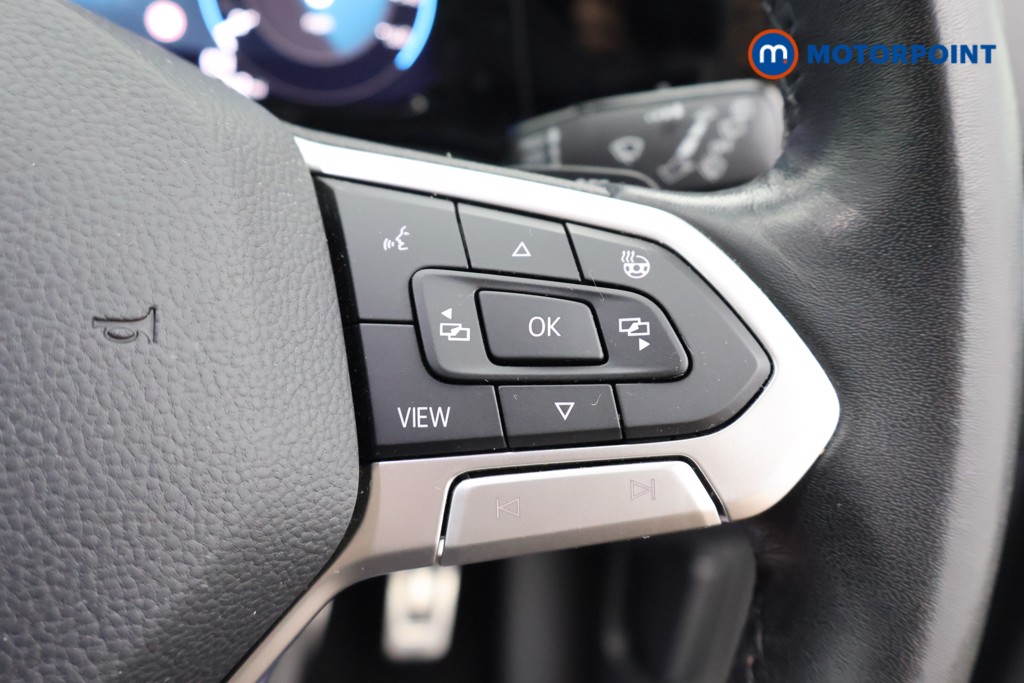 Volkswagen Golf Active Automatic Petrol Hatchback - Stock Number (1673235) - 3rd supplementary image